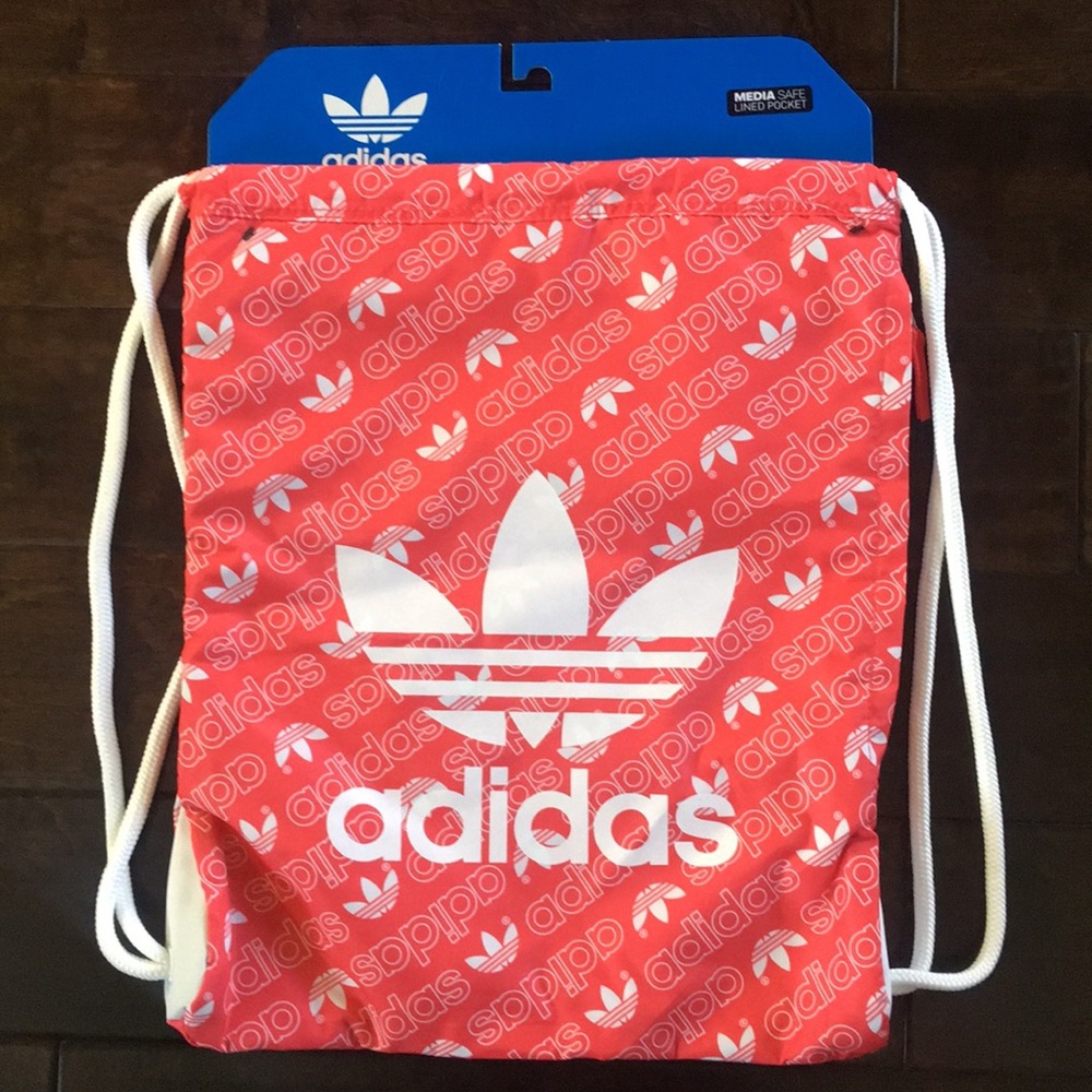 ❤️NWT!!!❤️ Adidas Originals Trefoil Sackpack.